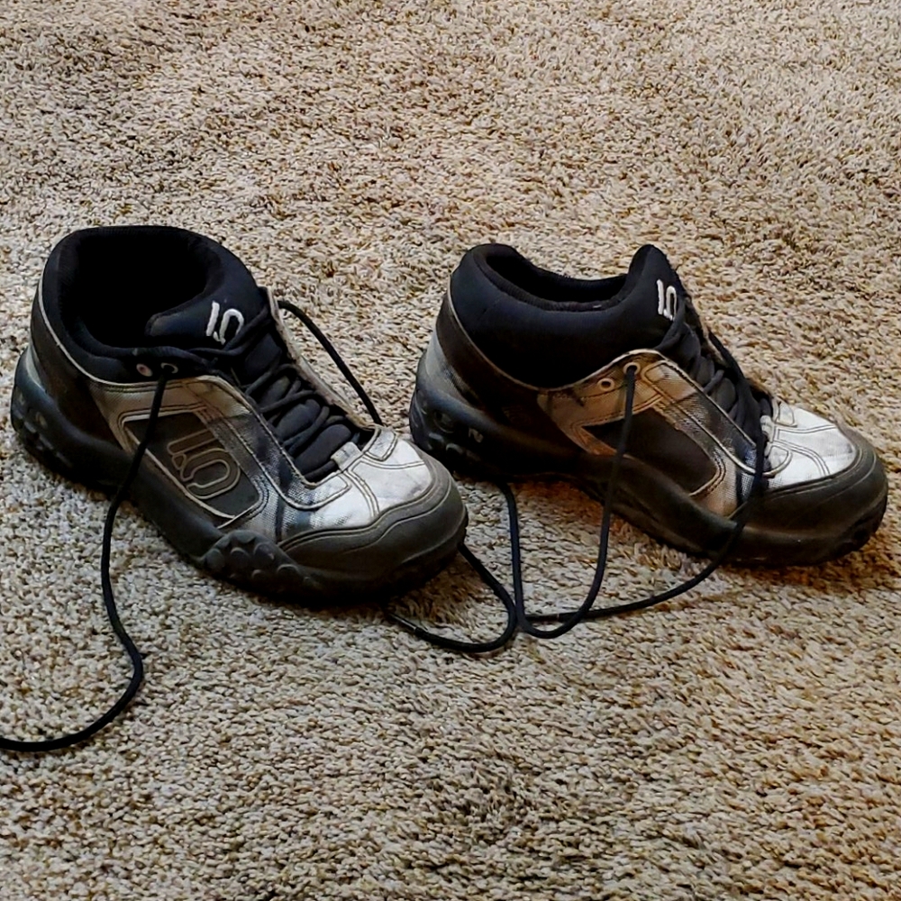 Mtn biking shoes
